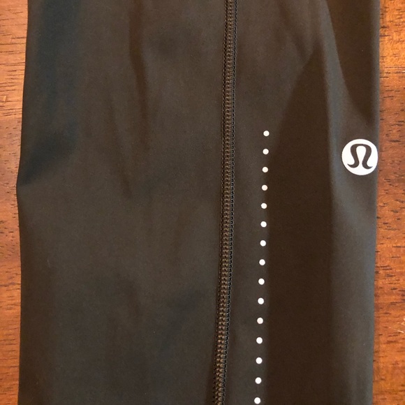 Lululemon leggings olive green color euc sz xs - Picture 5 of 6
